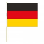 mittig am Saum